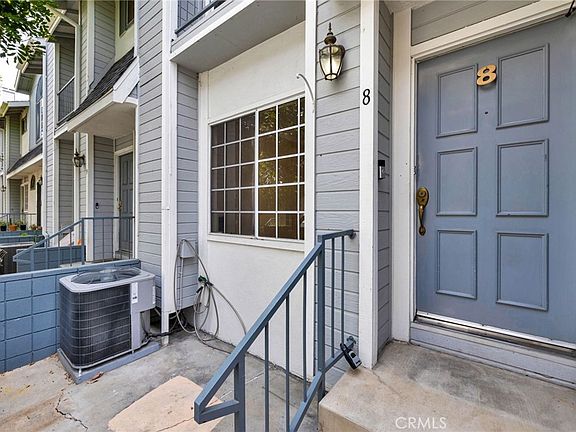 3rd image of 7420 Corbin Ave Unit 8
