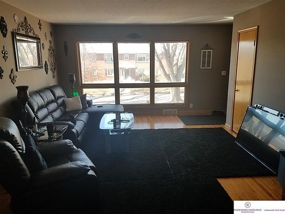 2nd image of 3303 S 82nd Ave