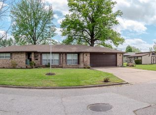 225 10th Ave NW, Miami, OK 74354