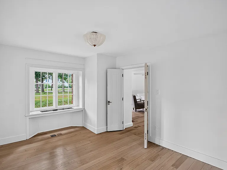 1085 Ridge Rd — Photo 14