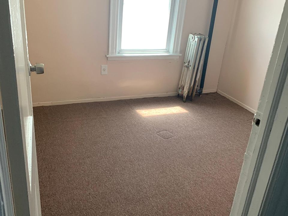 1st image of 107-29 122nd St Floor 2
