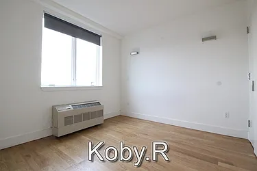 Rented by Next Door Realty NYC