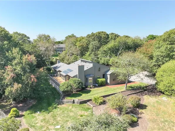 1 Land N Sea Dr, South Kingstown, RI 02879