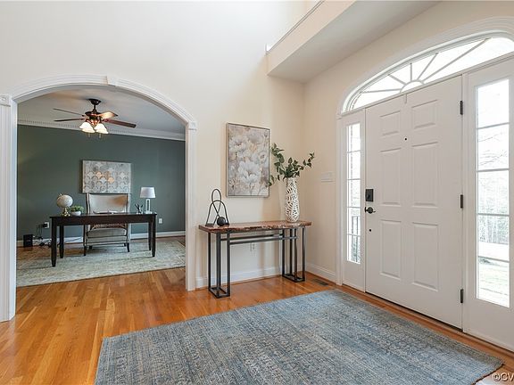 5th image of 10120 Lindsay Meadows Dr