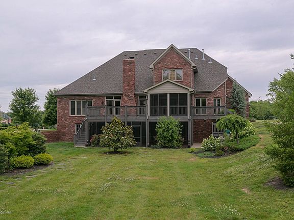 RealTourCast - R Davis - Longwood (4 of