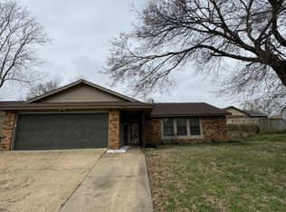 8249 Lake Shore Dr W, Southaven, MS 38671