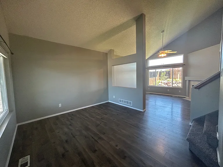 3595 Heather Glen Dr — Photo 12