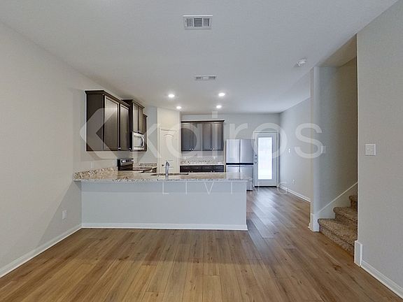 3rd image of 309 Cannon Way