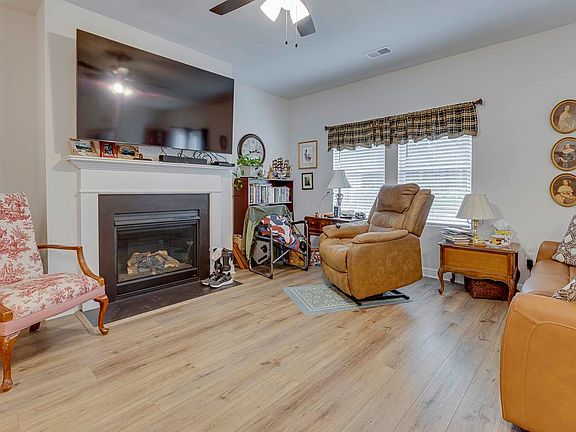 5th image of 173 Vickery Rd