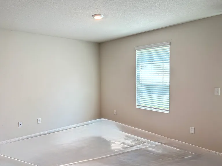 2407 S Vernon Ave #2407 — Photo 3