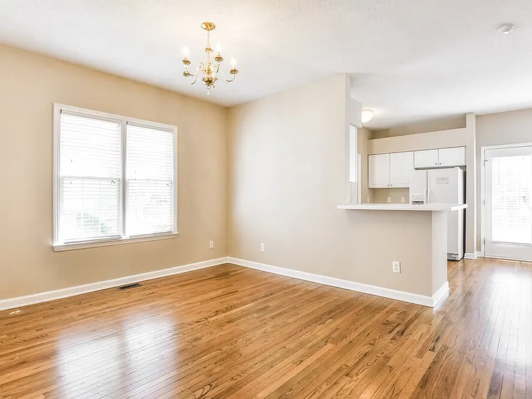 4900 Royal Troon Dr — Photo 5