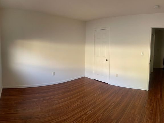 2nd image of 895 S Orchard Ave Unit 3
