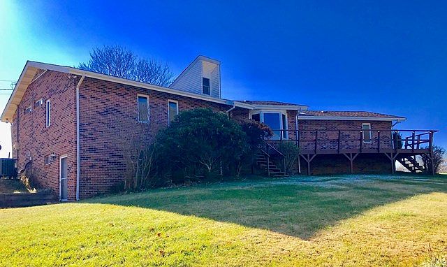 1st image of 841 Twin Oak Cir