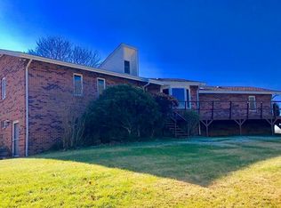 841 Twin Oak Cir, Lebanon, VA 24266