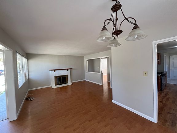 3rd image of 6023 Oliva Ave