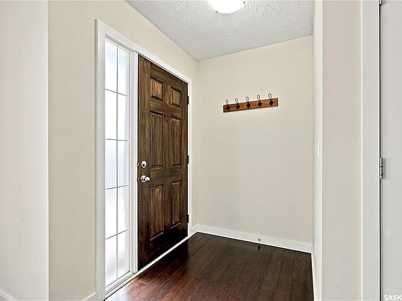 4th image of UNIT 253-245 Ashworth CRESCENT