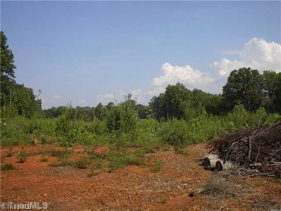2nd image of 4314 Yanceyville Rd