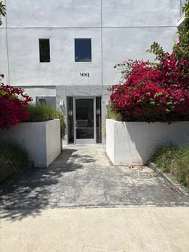 14143 Burbank Blvd #202 Photo 1 14143 Burbank Blvd #202 Photo 1