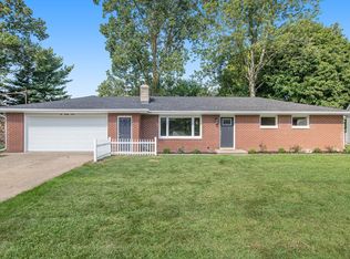 229 N Sunset St, Plainwell, MI 49080