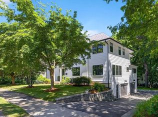 7 Atwood St, Wellesley, MA 02482