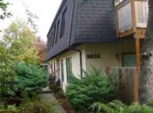 8632 26th Ave SW APT D, Seattle, WA 98106