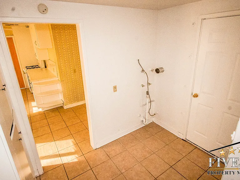 3705 River Blvd — Photo 16