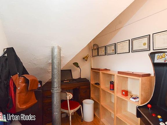 5th image of 1721 W Nelson St Unit Ch-3