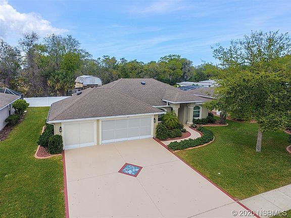 2nd image of 404 Phillips Creek Ln