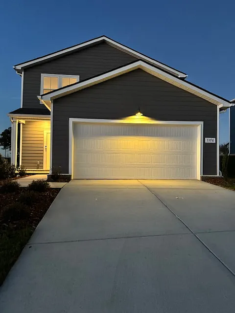 4 bed, 2199 sqft, $2,495 — Photo 1