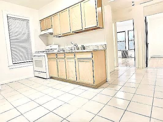 3rd image of 26-24 29th St #1A
