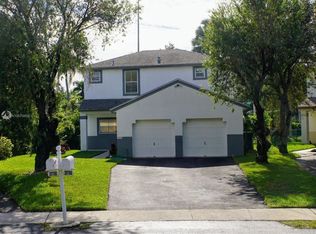 20788 NW 1st St, Pembroke Pines, FL 33029