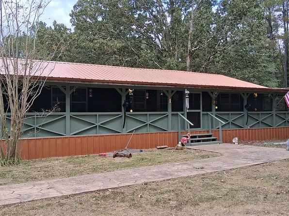613 Grant Rd, Caledonia, MS 39740