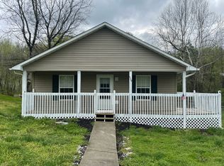 136 Red Bud Ln, Sevierville, TN 37876