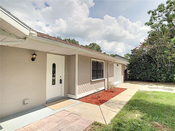 3rd image of 3092 Telford Ln