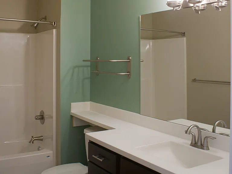 Serrano Lofts — Photo 22