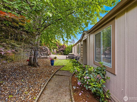 3rd image of 5701 NE St Johns Road #21