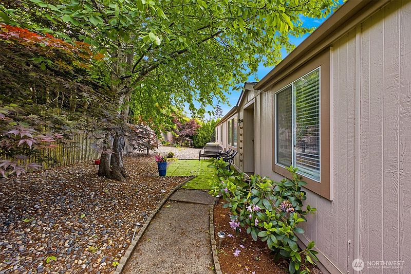 3rd image of 5701 NE St Johns Road #21