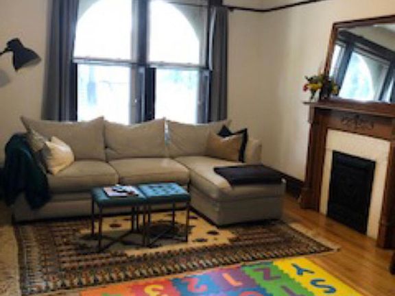 3rd image of 1720 N Hudson Ave #1