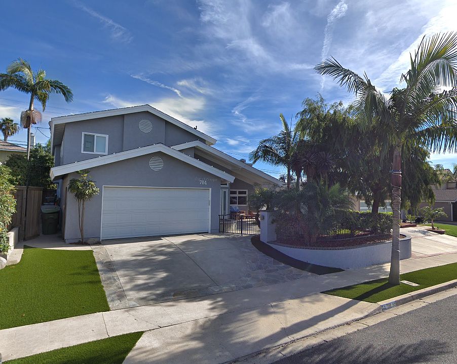 1st image of 704 Island View Dr