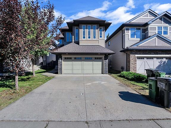 3rd image of 642 Adams Way SW