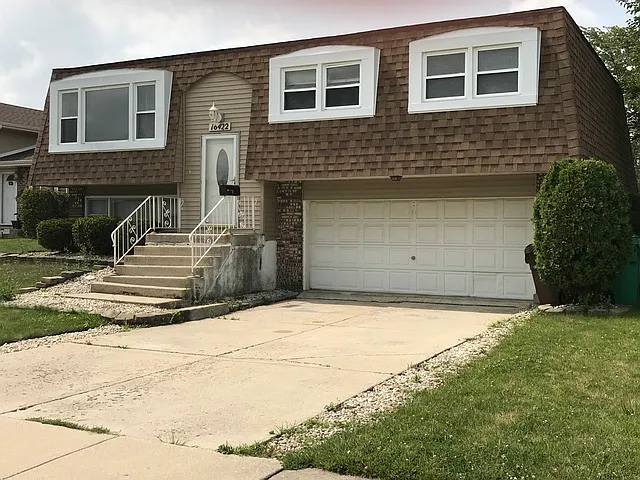 16422 76th Ave photo 1