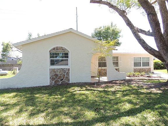 3rd image of 607 Trailwood Dr