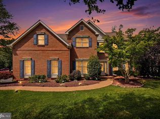 100 Linda Cir, Downingtown, PA 19335