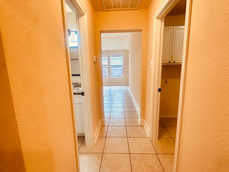 1029 Port Mansfield Dr — Photo 18