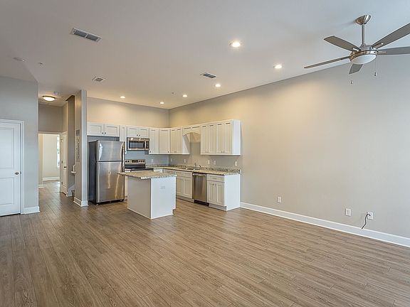 2nd image of 2170 Capital Cir SE #102