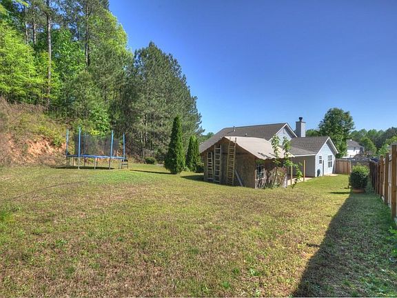 4th image of 6925 Chaleur Point