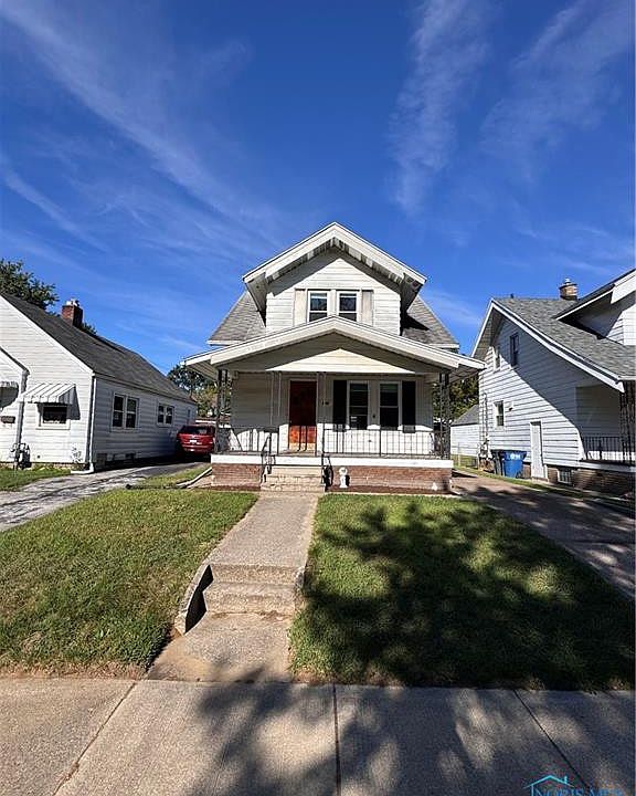 1st image of 576 Bronx Dr