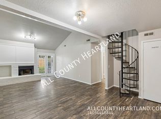 709 Stonecroft Cir, Edmond, OK 73034