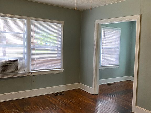 2nd image of 703 S Kentucky Ave #1
