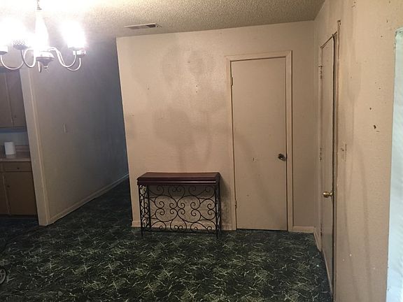 2nd image of 1646 Gilliam St